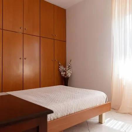 Semesterbostad Casa Valore With Parking By 8essentially *