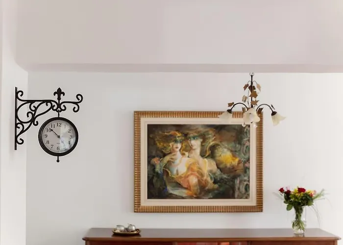 Casa Valore With Parking By 8essentially Holiday home