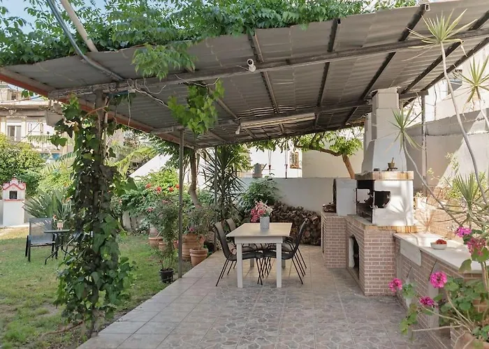 Casa Valore With Parking By 8essentially