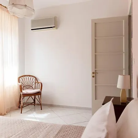 Casa Valore With Parking By 8essentially Vakantiehuis *