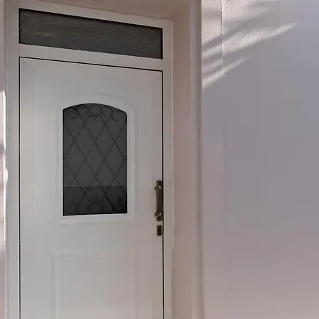 Casa Valore With Parking By 8essentially Hanya