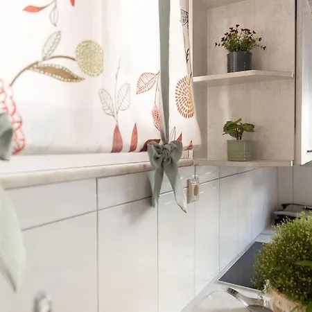 Casa Valore With Parking By 8essentially Tatil Evi