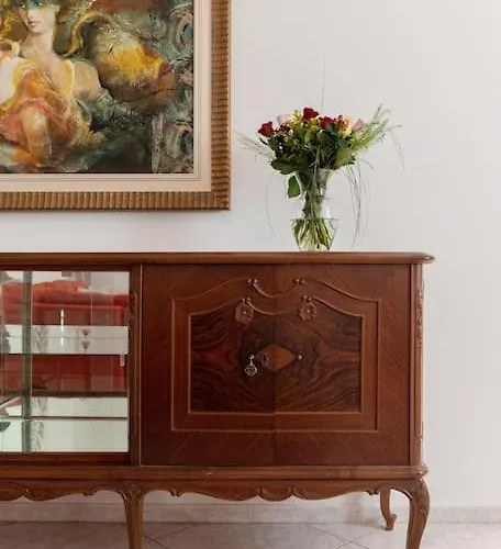 Casa Valore With Parking By 8essentially * 하니아